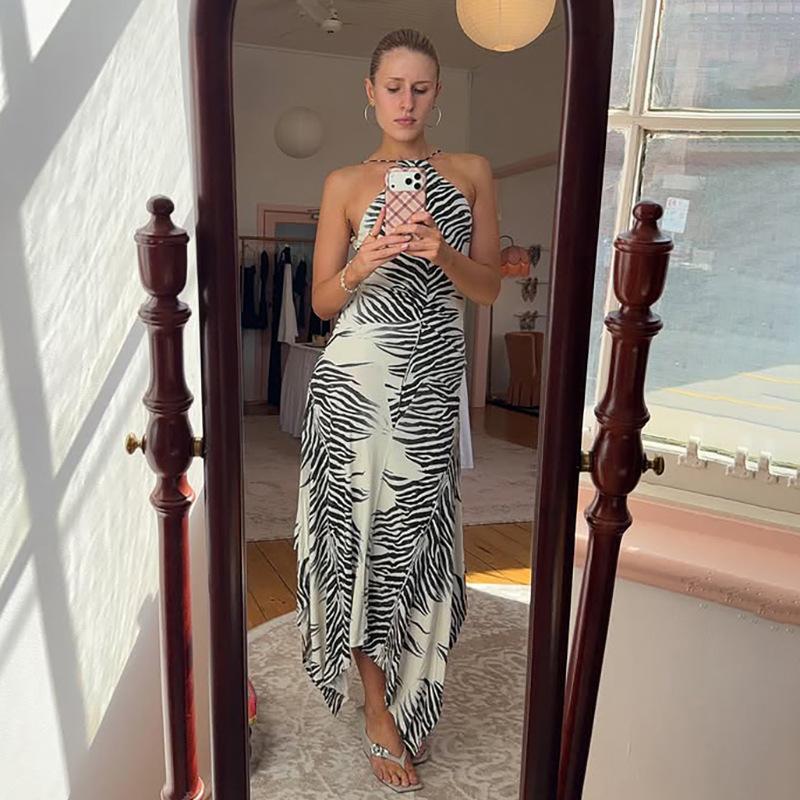 Europe, America 2026 spring and summer new sexy spice slim fashion printed neck backless irregular dress S