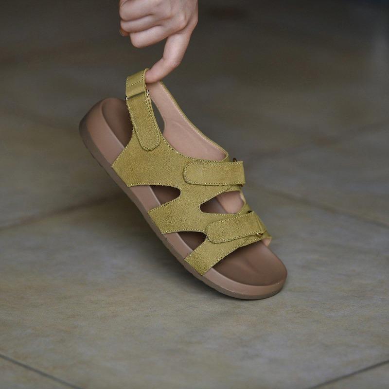 Beliebte Sommer runde Kopf neue modische und bequeme Plattform Boken doppelte Schnalle Klettverschluss lässige Strandsandalen Damen Außenbekleidung