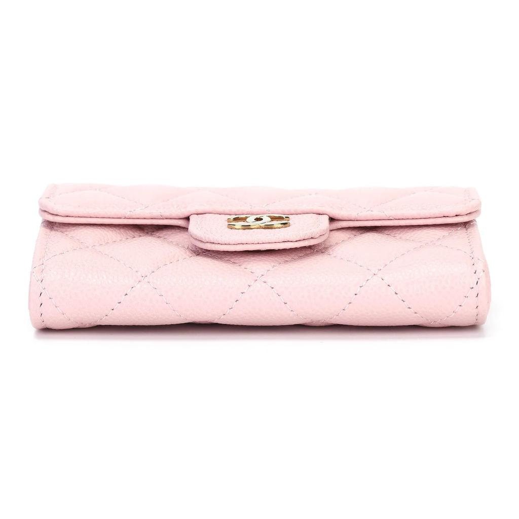 CHANEL 24K Classic Style Vertical Gold Label Double C Logo Quilted Pattern Shiny Grain Calfskin with Gold Metal Card Holder for Women Pink