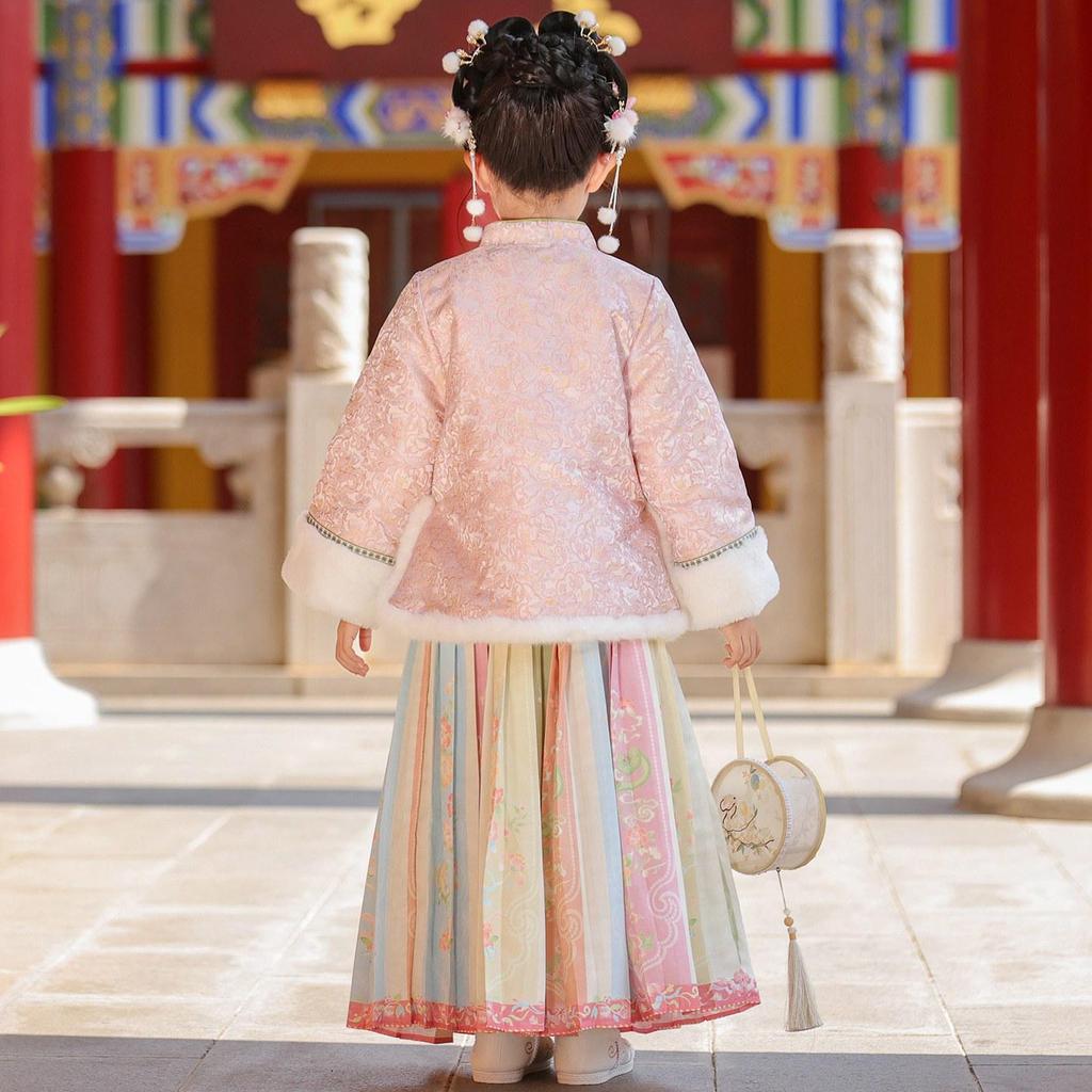 2025 Winter Hanfu Ming Dynasty Ma Mian Skirt Set for Girls - New Chinese Style, Thickened, Ideal for New Year Greetings