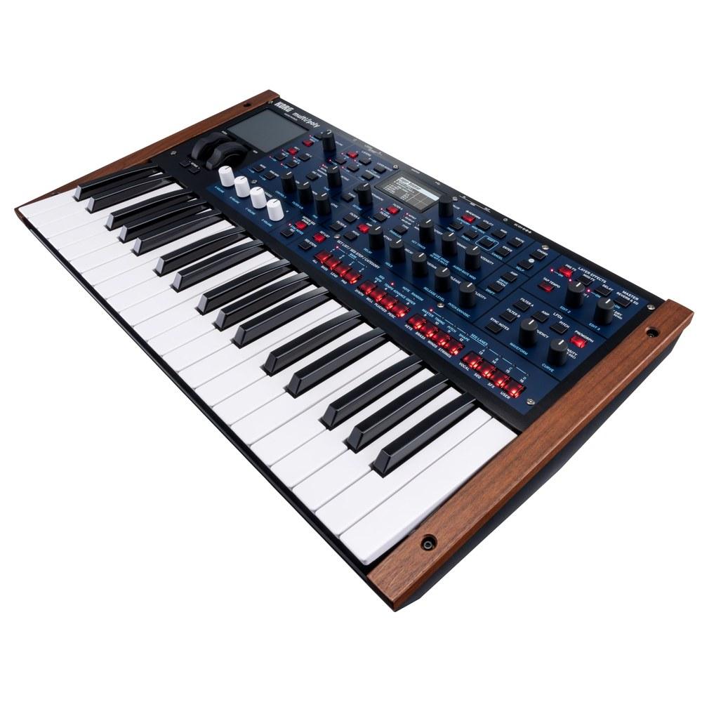 Analog Modeling Synthesizer with Multi/Poly Capabilities and Soft Case