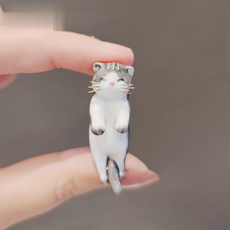 Cartoon Cat Brooch For Women Cute Long Tail Kitten Enamel Pins Small Animal Badge Jewelry