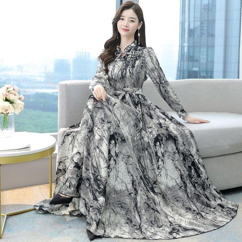 Elegant Red Rose Floral Ink Dress - Women's New Spring/Autumn Long Sleeve Vacation Outfit