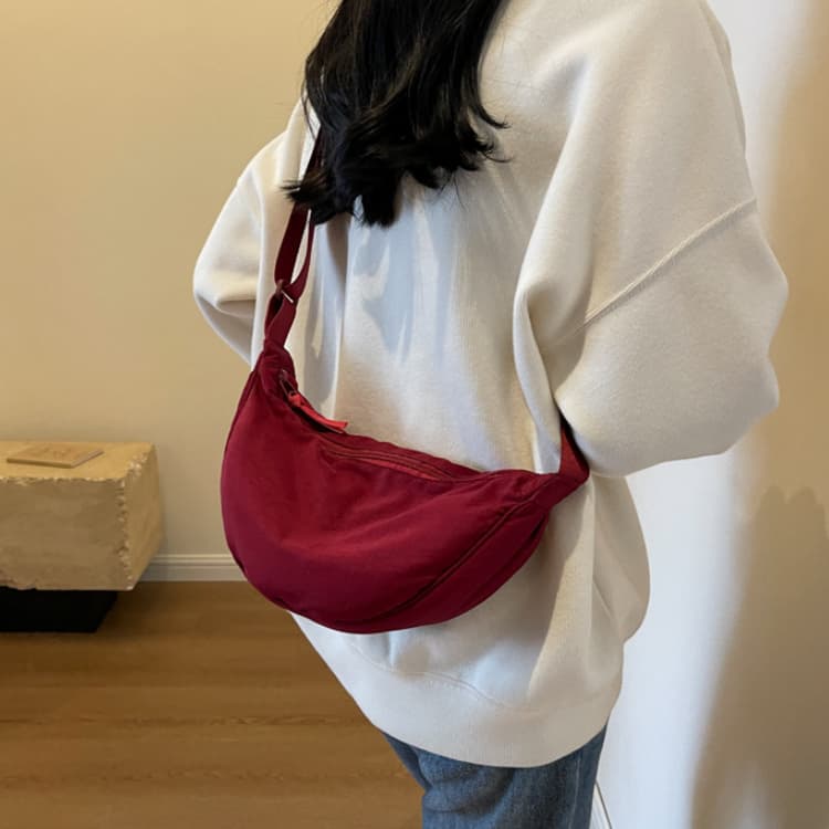 New Fashionable Women's Dumpling Bag Messenger Bag