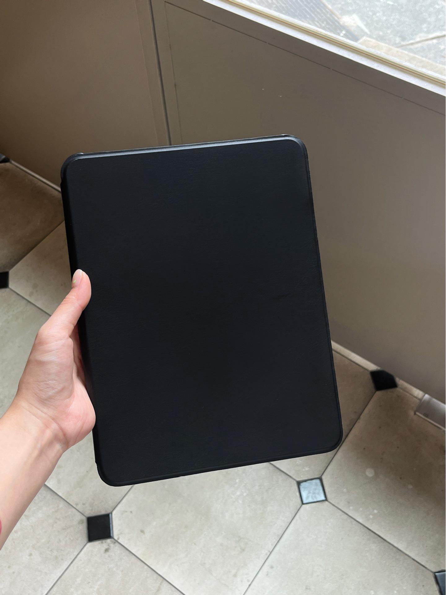 

Acrylic Rotating Colored Edge Case for iPad Pro 2021 or iPad Mini 6 iPad mini6/7 (8.3-inch) чёрный