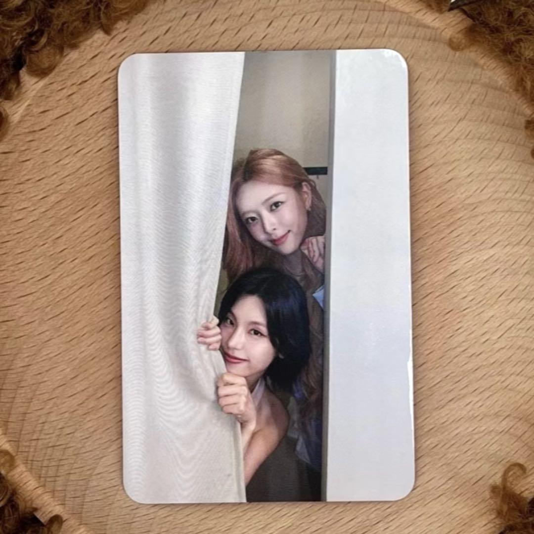 

[USED] itzy GWBG makestar Lakidro Limited Unit Trading Card A