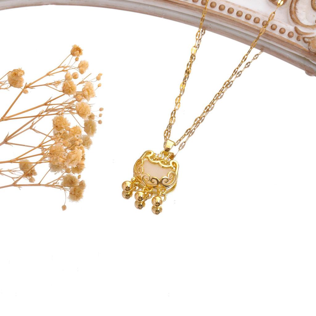 Chic Non-Fading Titanium Steel Necklace for Women with Unique Design and Sparkling Copper Pendant