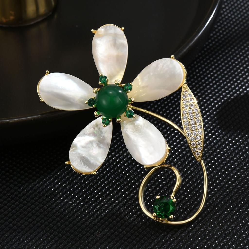 Designer High-End Emerald Imitation Agate Fritillary Flower Brooch Luxury Exquisite Temperament Pin Jewelry