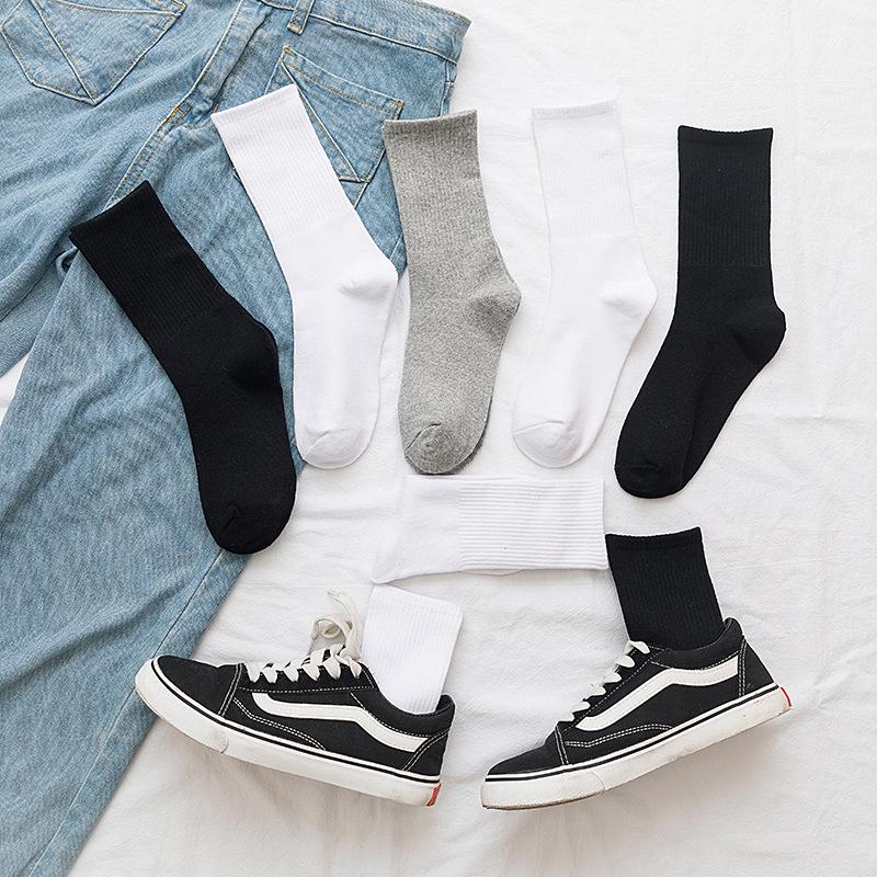 Men's Mid-Calf Japanese Style Socks - Black and White Ruffle Design for Autumn/Winter