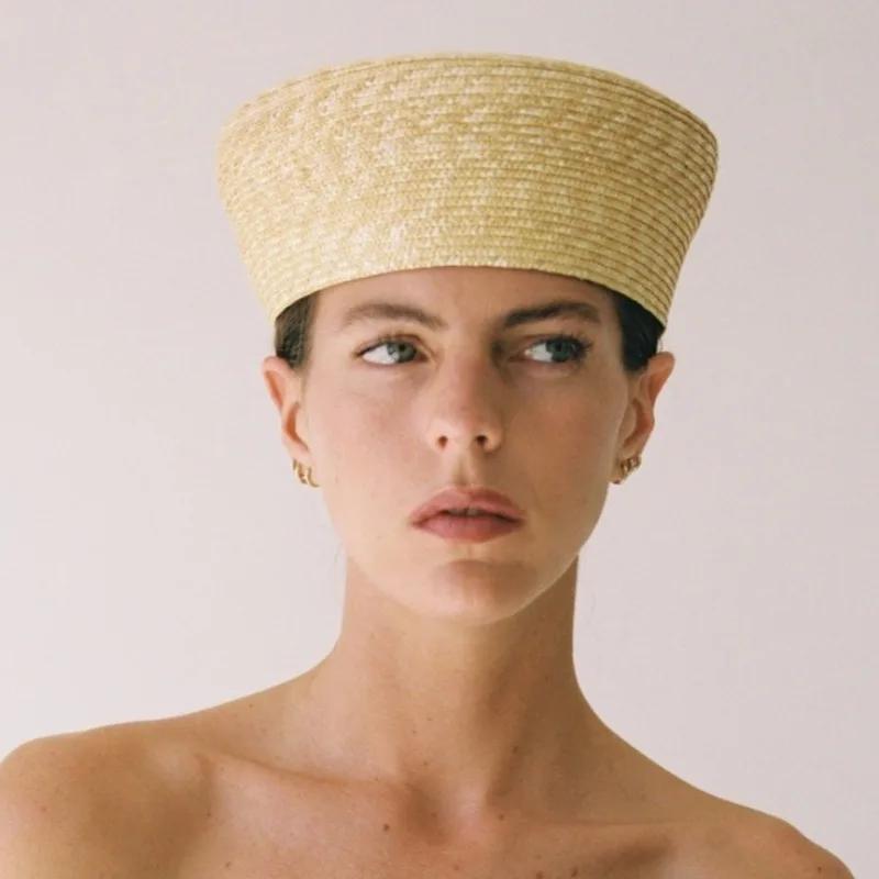 High-quality Natural Wheat Straw Hand-woven Berets for Women Retro Detailed Concave Pillbox Hat Catwalk  Flat Top Painter Hat
