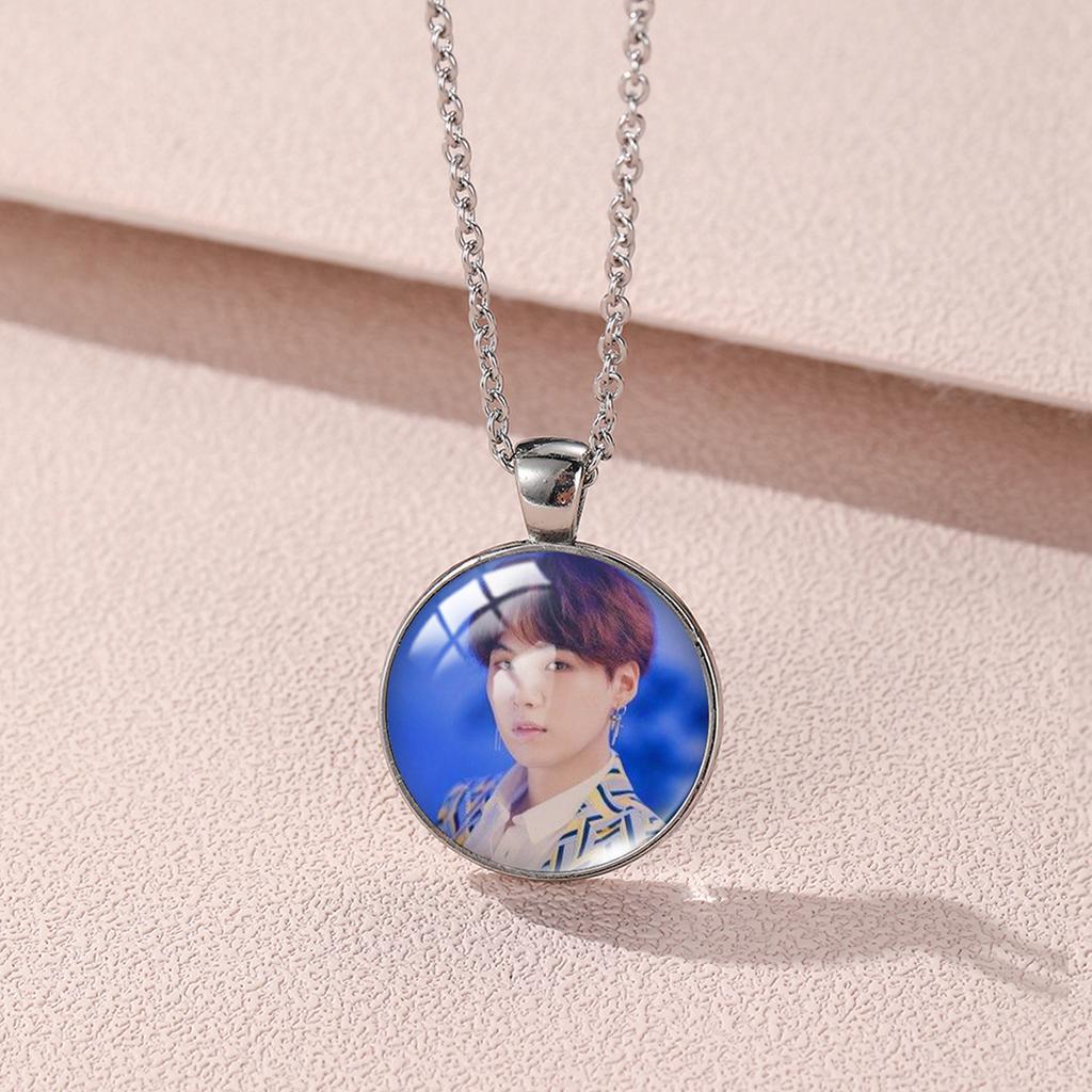 Colar redondo BTS, pingente Bangtan Boys com foto de membro, Item Colecionável Kpop para Fãs ARMY