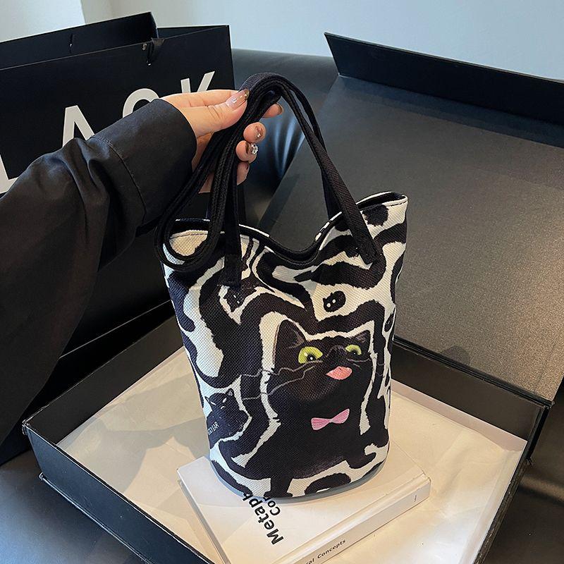 

Оригинальная кожаная маленькая черная кошка повседневная сумка-джокер Black# Pippi Cat