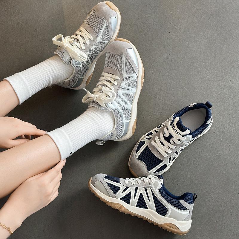 Leather Women's Autumn New Mesh Breathable Outdoor Sports and Leisure Shoes Jogging Light