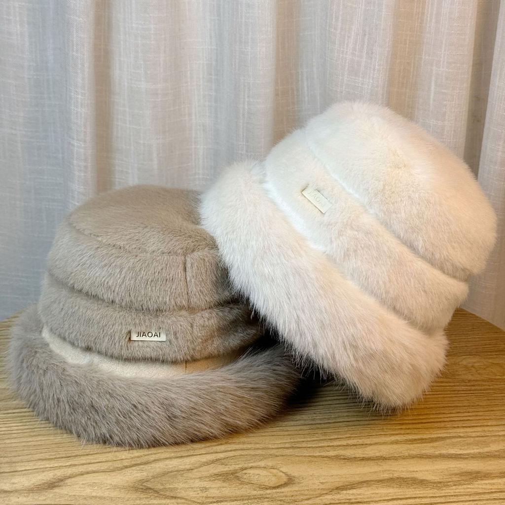 Hat Women's Plush Ear Protectors Keep Warm Autumn and Winter Outdoor Windproof Cold Resistant Baotou Hat Women