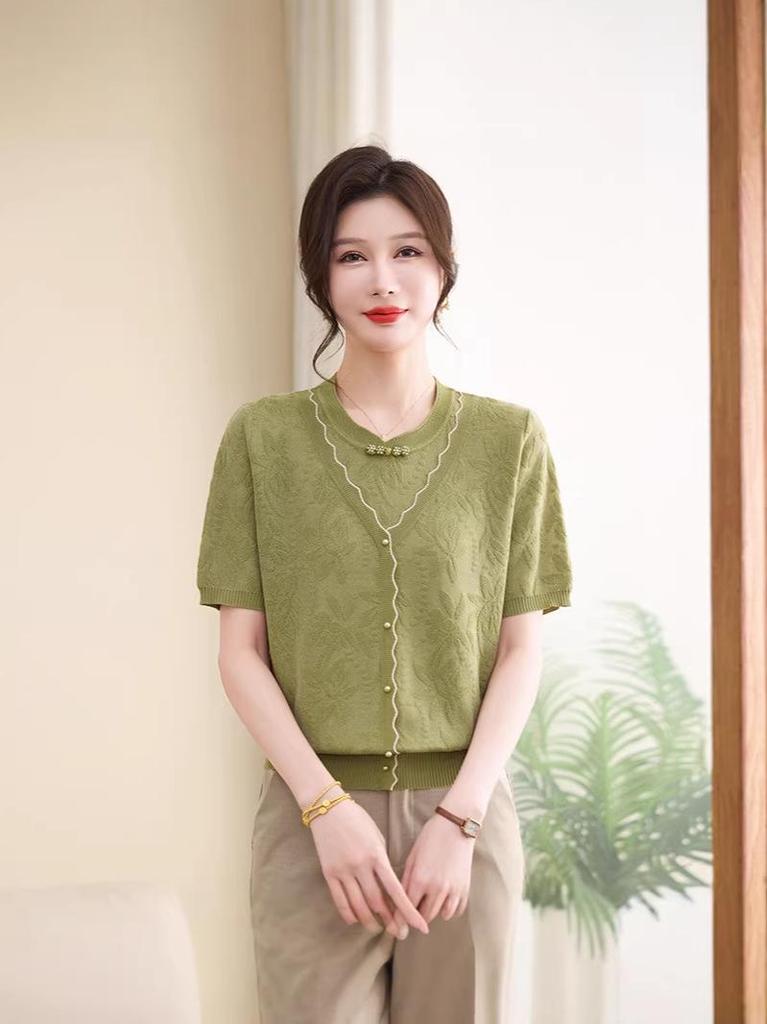 Mom's Summer Ice Silk Lace Knit V-Neck Cardigan - Women's Stylish Age-Reducing Short-Sleeve Top