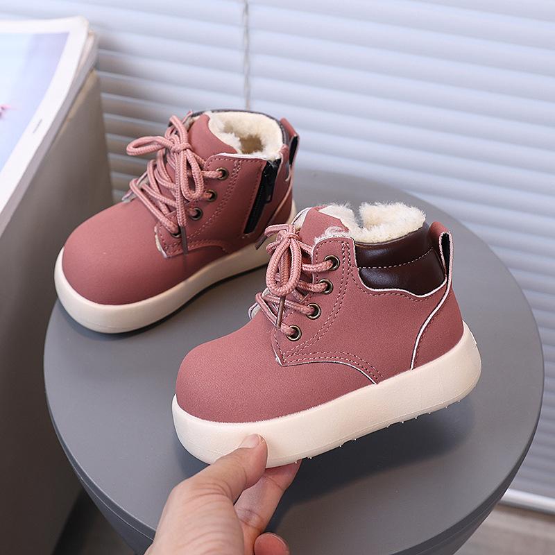 New 2025 Winter Kids' Fleece-Lined Martin Boots - Versatile Leather for Toddlers & Boys, Casual Short, Classic Style.