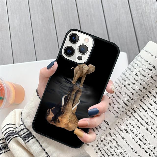 Elephant Love Affection Nature Phone Case For iPhone 17 Air 15 16 Pro Max 14 13 12 11 Pro Max Plus Coque Shell