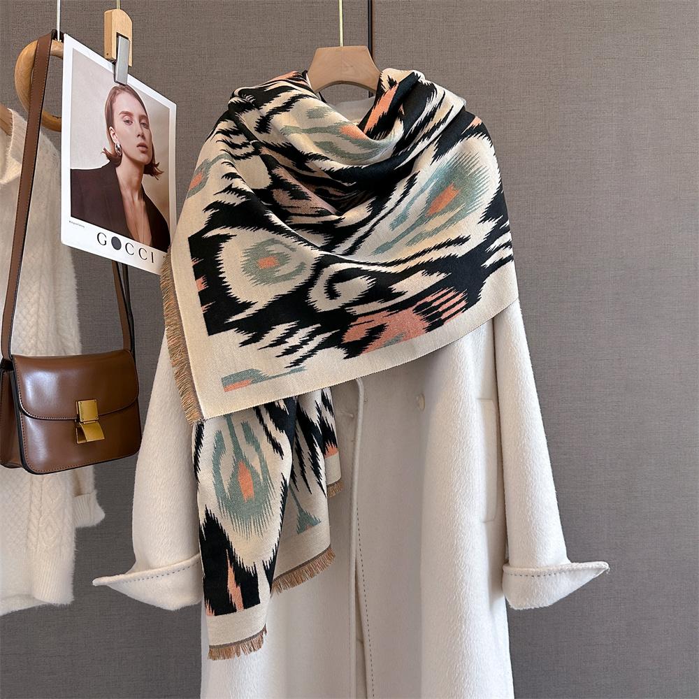 Warm Winter Cashmere Scarf Women Abstract Print Shawl Wrap Soft Pareo Elegant Poncho Femal Thick Warm Blanket Echarpe Pashmina
