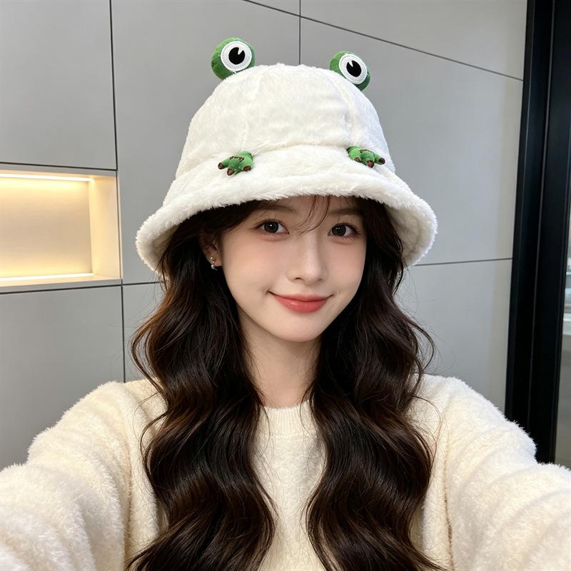 Autumn and winter new cartoon plush hat women's cute versatile warm face bucket hat ear protection bucket hat
