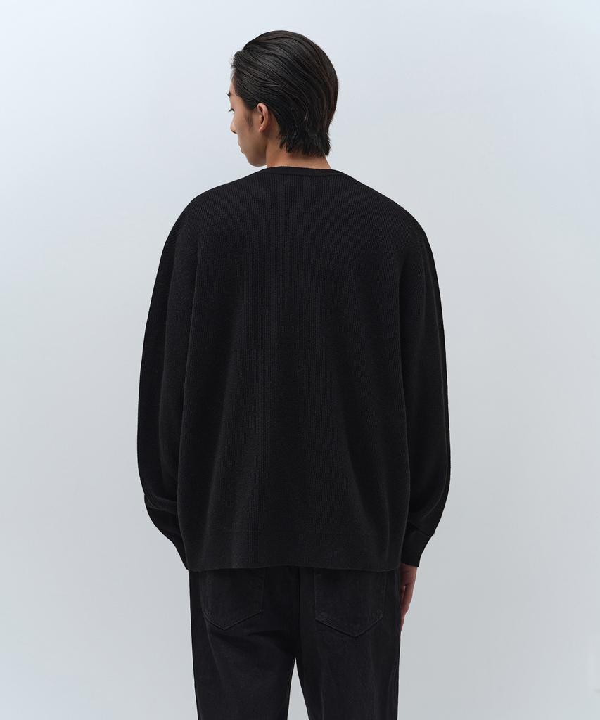 Musinsa Standard [Victoria Wool] Jersey de canalé minimalista con cuello Henley [Negro]