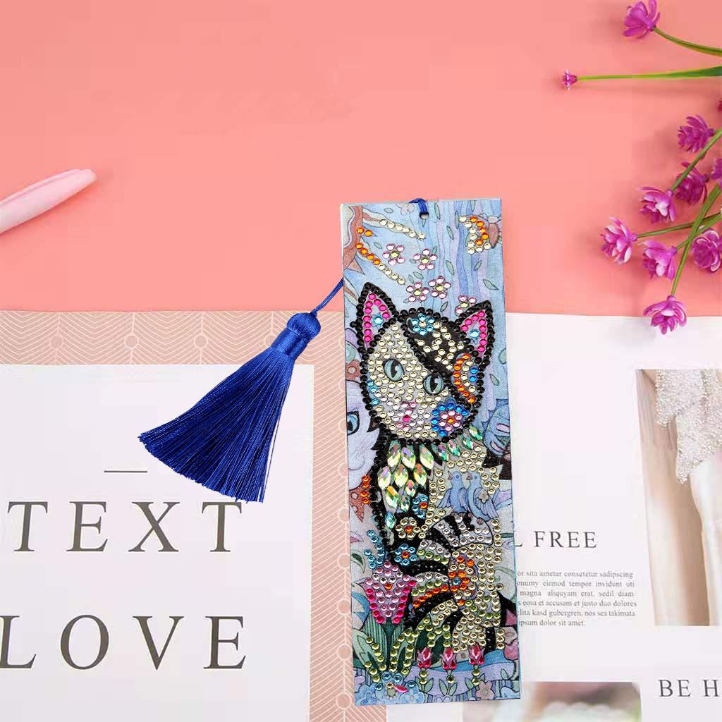 Factory R-AA122-238/M060 Bookmarks Animal Bookmark Shaped Diamond Painting Bookmarks Made of Leather and Crystal