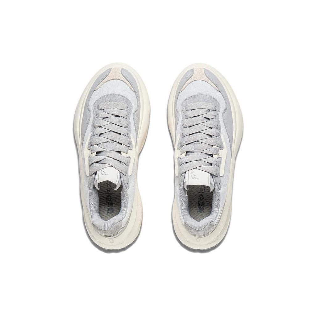Li Ning Yun You Ocra Bequeme Dämpfung Rutschfest Abriebfest Niedrig geschnitten Freizeitschuhe Unisex Ecru AZGT087-2