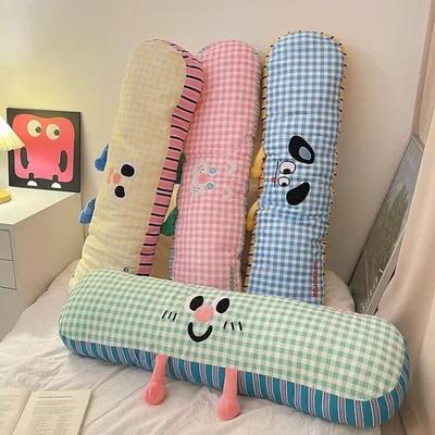 Atmungsaktives Plüsch-Cartoon-Körperkissen für das Bett oder das Schlafzimmer von Mädchen