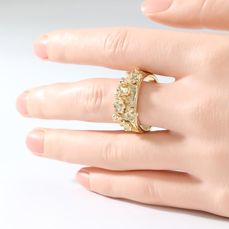 Aesthetic Inlaid Imitation Pearl Flower Women's Ring Vintage Gold Color Hand Carving Daily Wear Party Jewelry Anniversary Gift