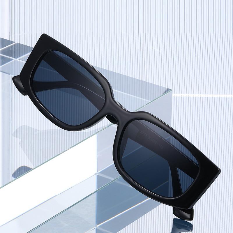 New Square Frame Fashion Sunglasses PC Material with 7 Colors Available UV400 Protection Outdoor Activities Lightweight Durable