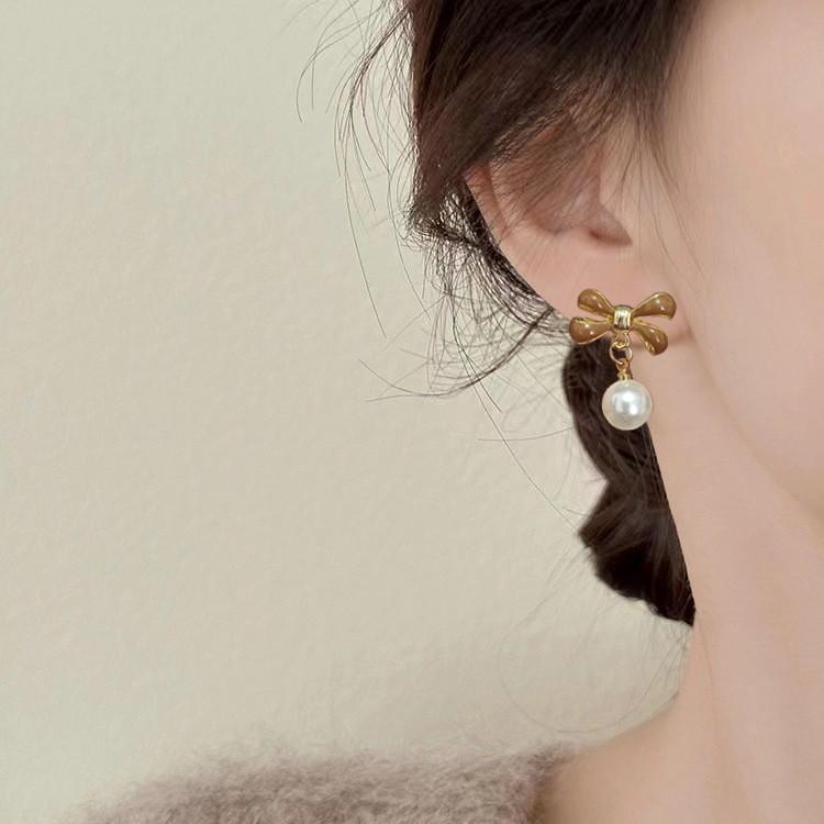 French Baroque Special-Shaped Pearl Pendant Earrings Women'S Niche Fashion Versatile Design Sense Knotted Earrings Earrings