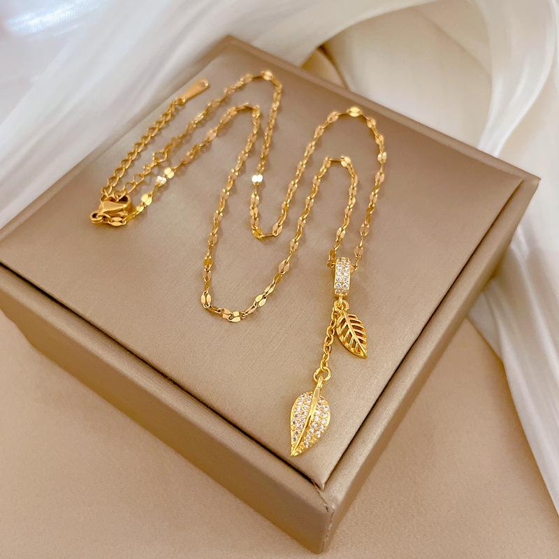 Fringed Leaves Light Luxury Temperament Zircon Clavicle Chain Small Retro Necklace