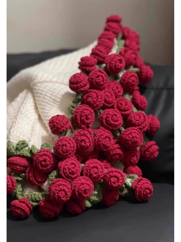 Zestaw do samodzielnego wykonania ręcznie dzierganego koca bukietu róż - Włóczka i narzędzia w zestawie na prezent koc w kwiaty