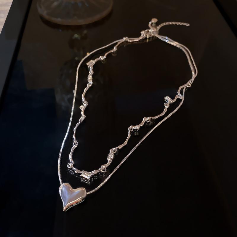 

Elegant Double-Layer Titanium Steel Love Pendant Necklace - Trendy, Versatile Clavicle Chain