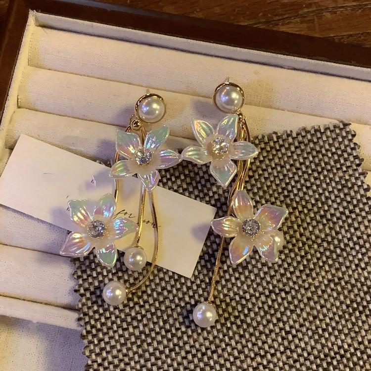Flower Pearl Fringed Earrings Temperament Light Luxury Fashion Elegant Stud Earrings Versatile High Sense Earrings Women