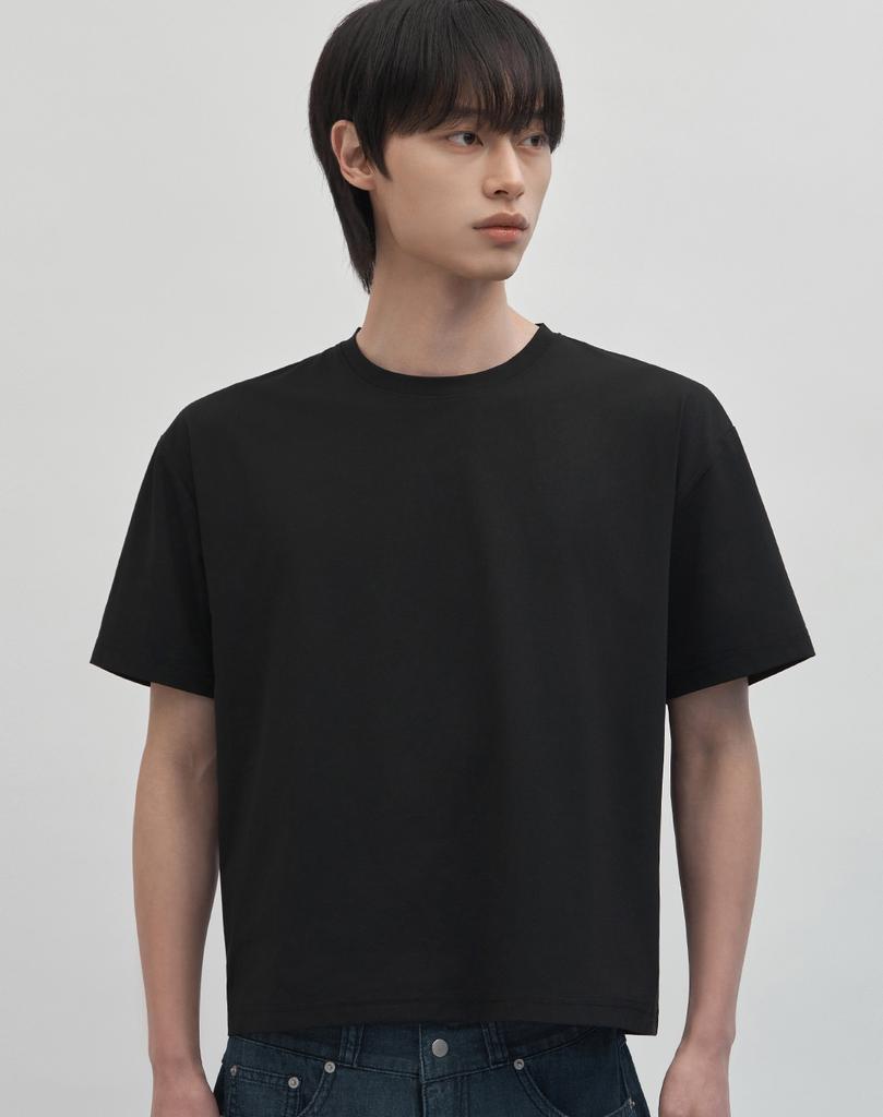 WORK ON BODY OFF (Crop) Airbit Cooling Solid Semi-Oversized Short Sleeve T-Shirt [Black]