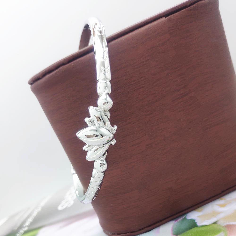 Frieren: Beyond Journey's End Bracelet - Anime Ring & Lotus Mirror Jewelry Set