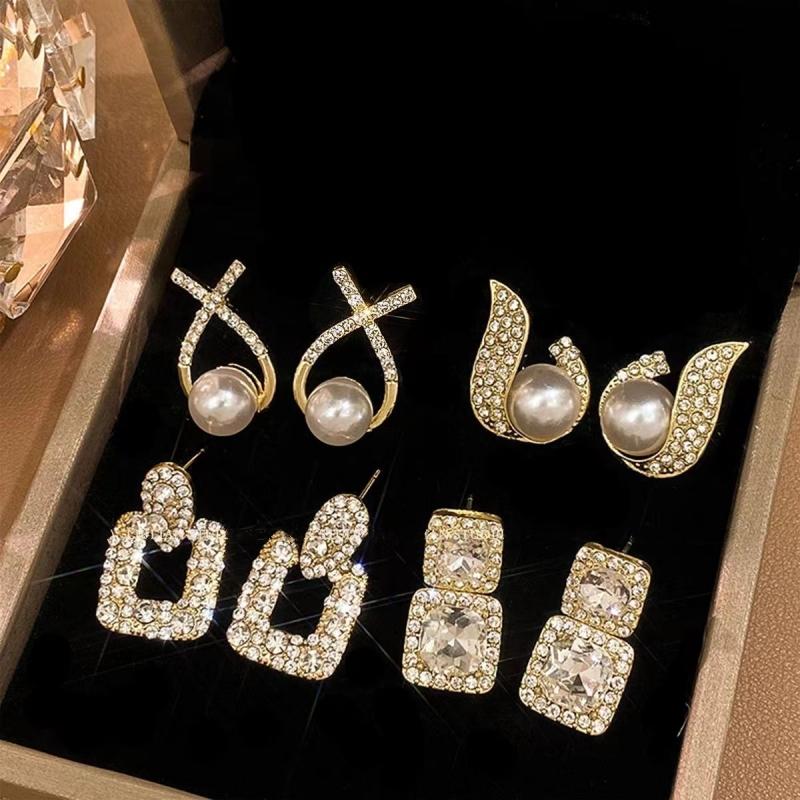 French Baroque Pearl Earrings  for Women New  Selling Stud Earrings Style Versatile Earaccessory