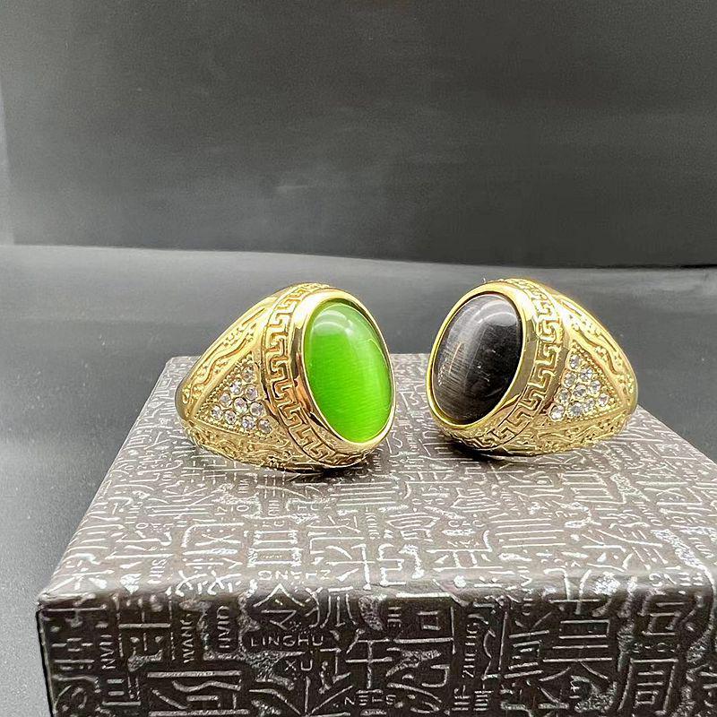 European-American Hip Hop Gold-Plated Rhinestone Cat's Eye Stone Titanium Steel Men’s Ring