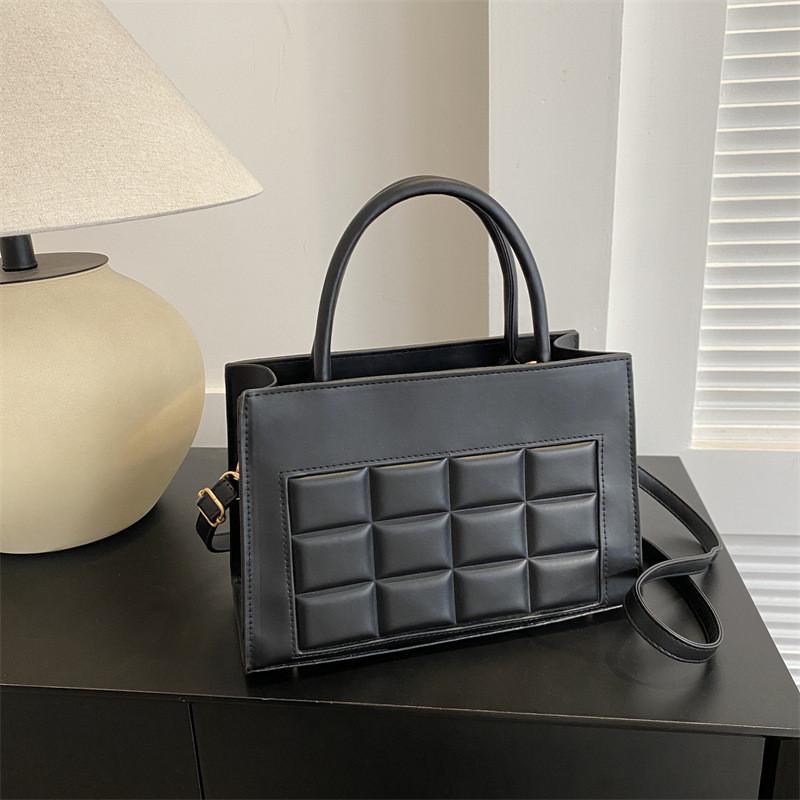Vintage Large Capacity Handheld Square Bag For Women Stylish Trendy Design 2024