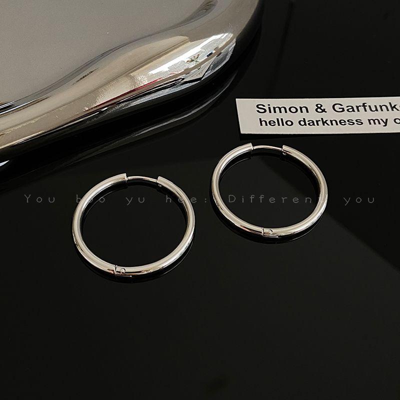 

Инстаграм Европейский и американский титановая сталь женский простой браслет серьги Silver 3cm earrings