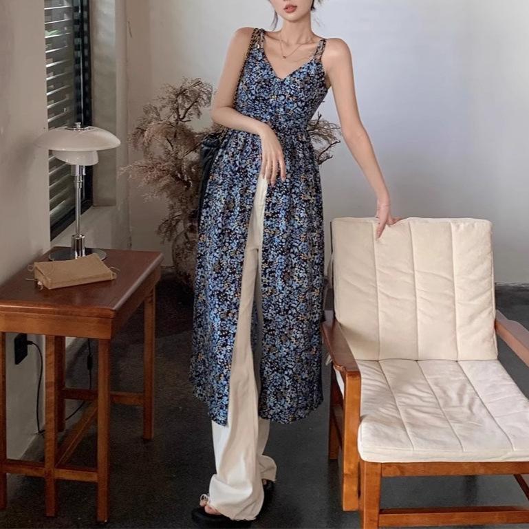 Floral V-neck French Suspender Dress Women's Summer Sweet Babes Skirt Blue Retro Temperament Split-ended Long Dress
