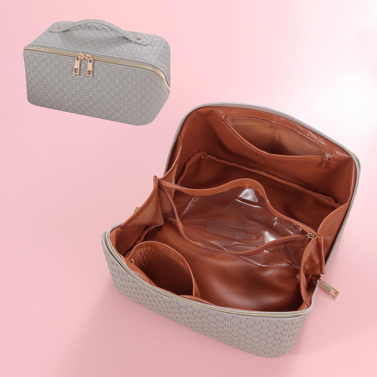 

Portable With Woven Rattan Solid Color Makeup Pouch Large Capacity Wash Bag StyleD