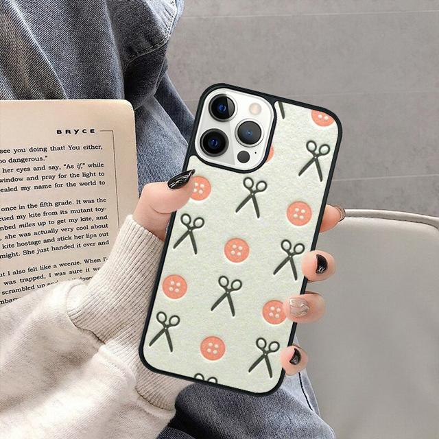 Sewing Scissors Buttons Phone Case Cover for iPhone 17 Air 16 16e 15 13 14 11 12 Pro Max Plus  coque fundas Shell