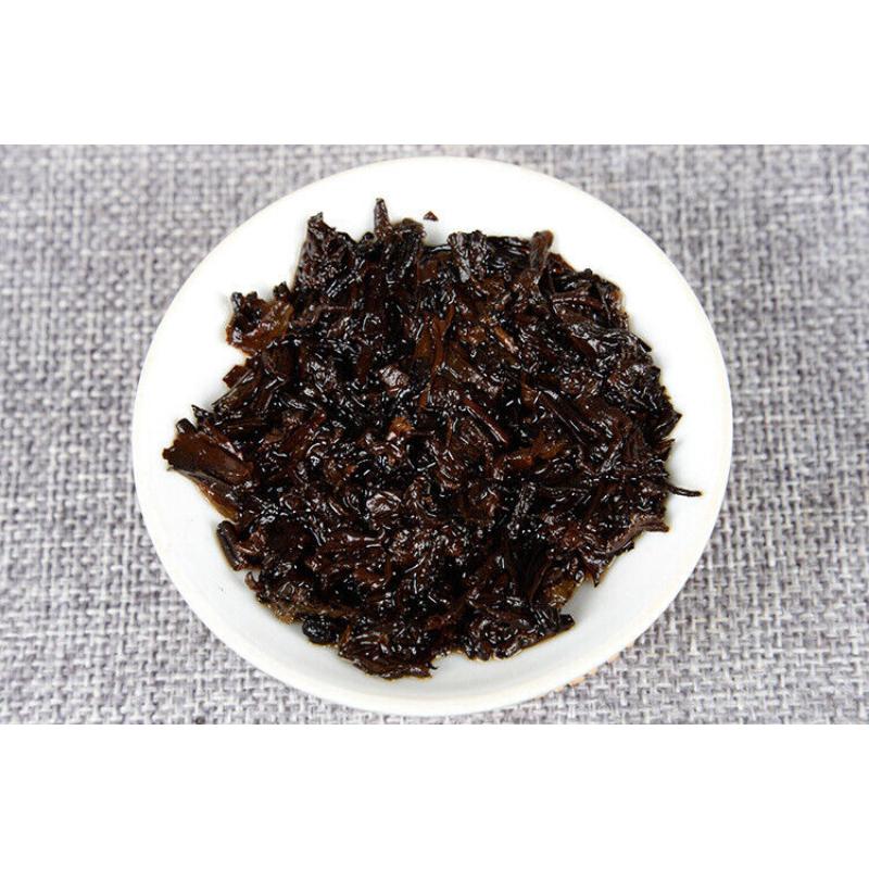 357g Spitzenschwarzer Tee Yunnan Pu-Erh-Tee Uralter Baum Pu-Erh Reifer Kuchen Gesundheitsfürsorge