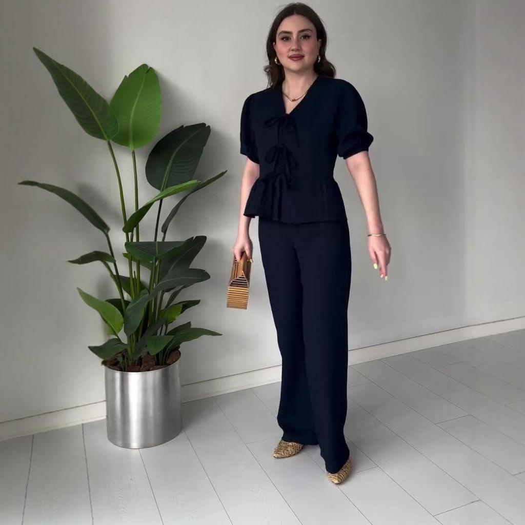 2025 Fall V-neck Casual Short-sleeve Top & High-waisted Women's Set
