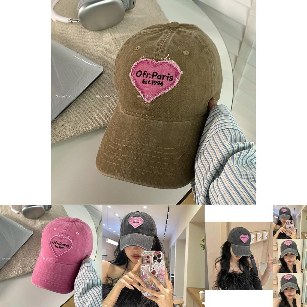 Fashionable Black Baseball Cap With Stylish Lettering And Adjustable Cotton Fit