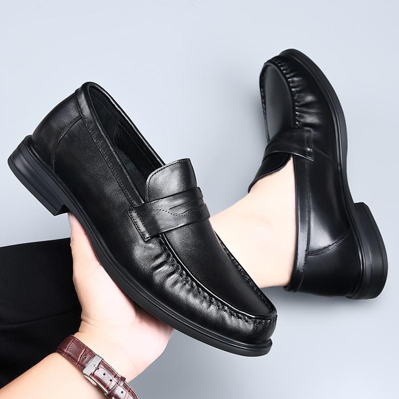 Fashion Wedding Party Dress Shoes 2025 New Slip On Man Loafers Breath Walking Moccasins High Quality Genuine Leather Men's Footwear