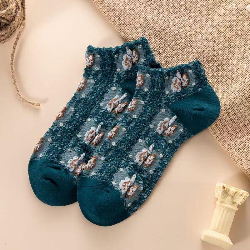 1/5 Pairs Palace Style Retro Relief Women's Socks Elegant Casual Wear Socks