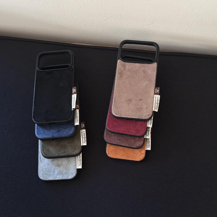Autumn/Winter Retro Solid Suede Plush iPhone 17 Pro Max/16P/15/14 Case