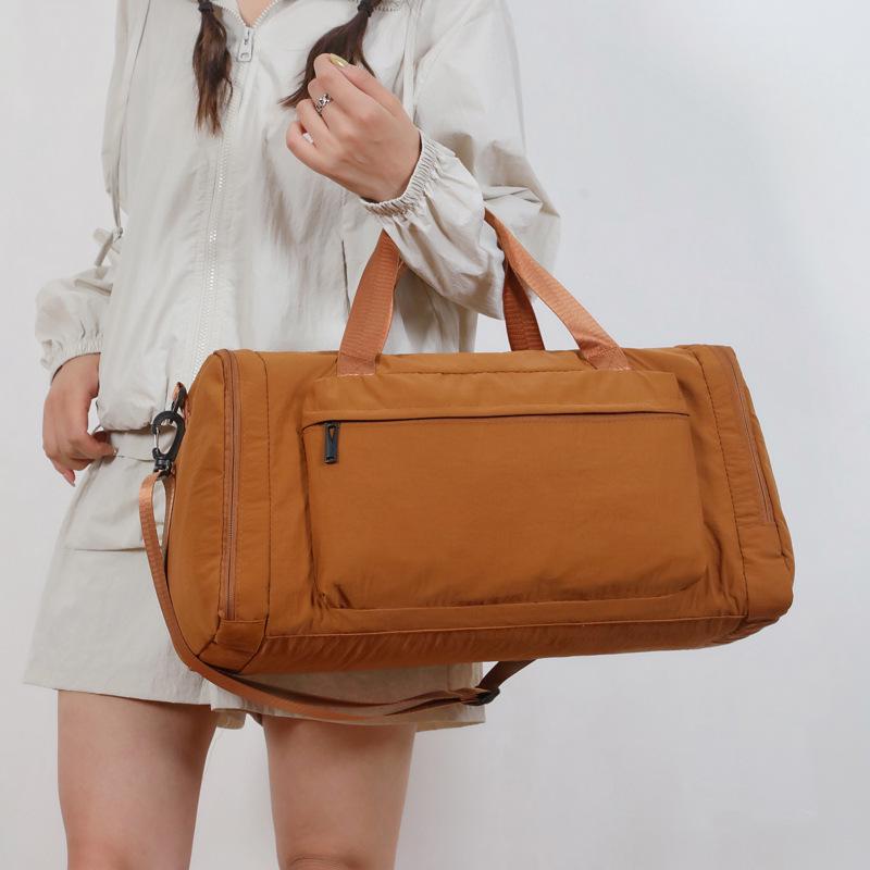 2026 Wear-Resistant Large Capacity Sports Travel Bag: Lightweight, Simple Design for Commuting, Fitness, and Business Trips